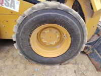 cat-r2l00692-10237600