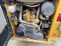 cat-r2l00694-10210055