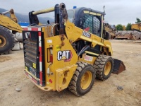 cat-r2l00692-10237600