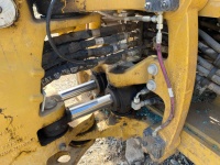 cat-ej405706-10236701